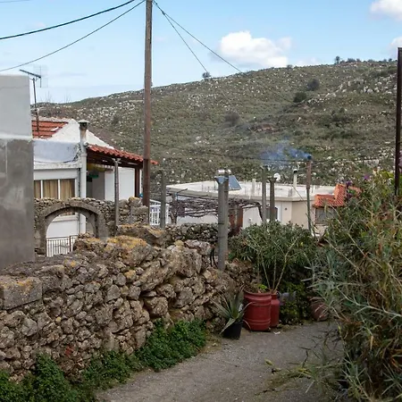 Dimitrios Cretan Piece & Nature